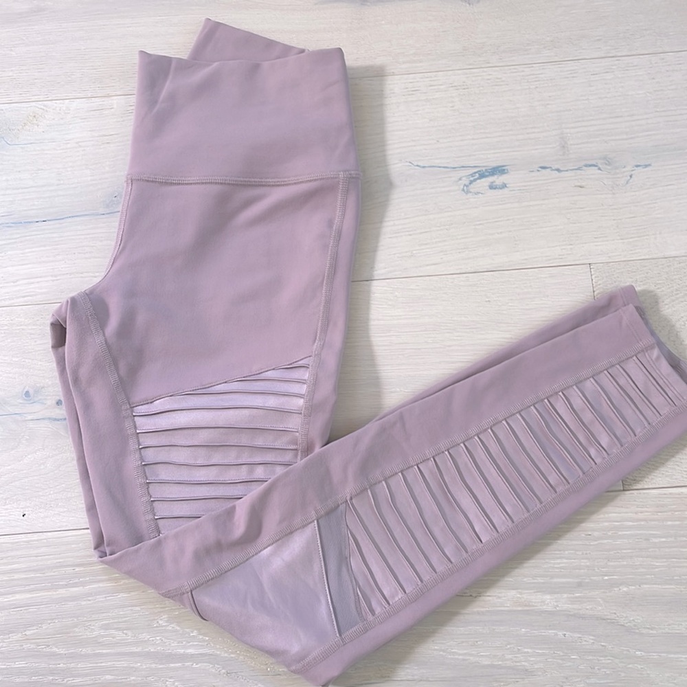 Alo like new moto style yoga pants